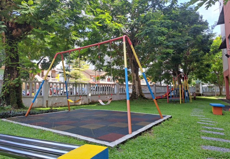 La Villas Condominium