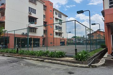 La Villas Condominium