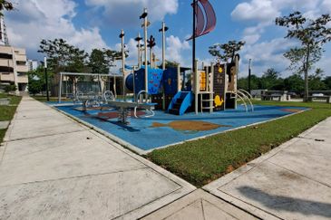 De Bayu Apartment @ Setia Alam