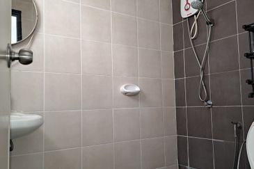 De Bayu Apartment @ Setia Alam