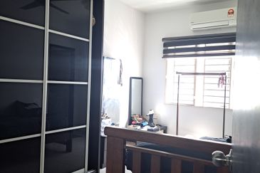 De Bayu Apartment @ Setia Alam