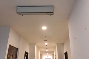 GOLFVIEW SER. AP'MENT/JANAVIEW CONDOTEL