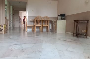 La Villas Condominium