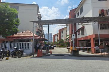 La Villas Condominium