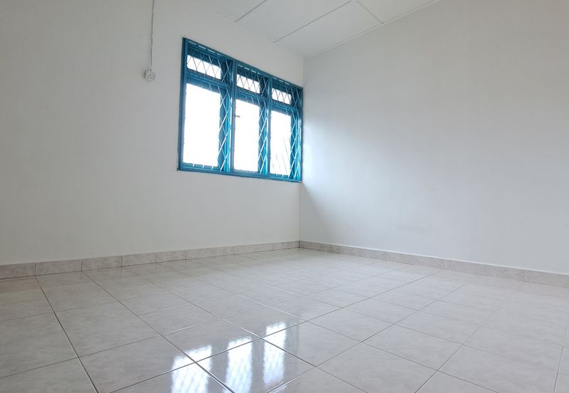 Perdana Villa Deluxe, Taman Pandan Perdana