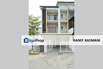 3 Storey Terrace D'Impian Tropika, Seri Kembangan, Selangor, Balakong