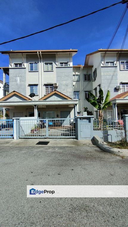2.5 Storey De Puncak Ukay, Ukay Perdana Ampang, Selangor, Ampang