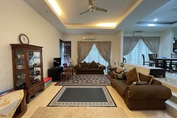 Jelutong Heights