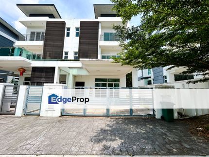 3 Storey Semi  D @ Suria Villa, Sungai Long, Selangor, Kajang