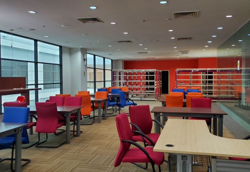 Ex-University College Complex at Cyber 4 Cyberjaya