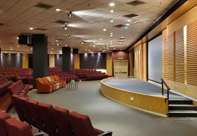 Ex-University College Complex at Cyber 4 Cyberjaya