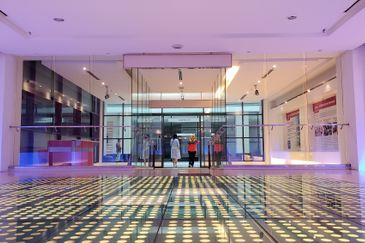 Ex-University College Complex at Cyber 4 Cyberjaya