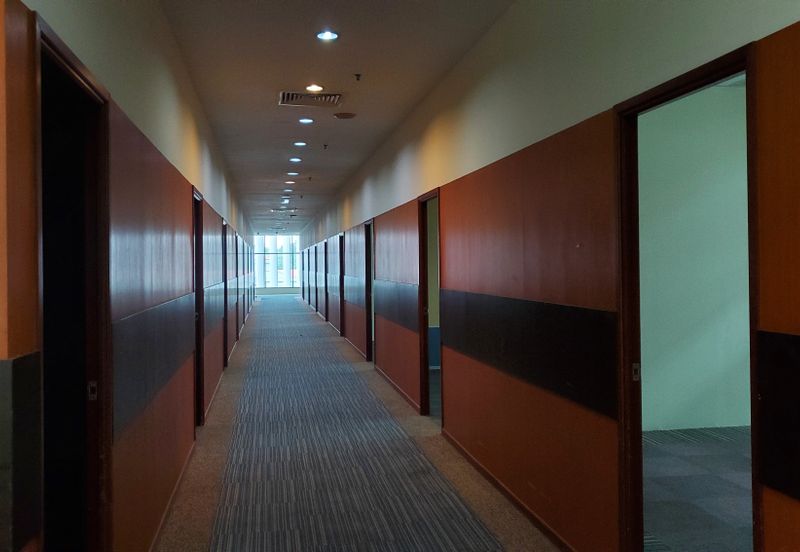 Ex-University College Complex at Cyber 4 Cyberjaya