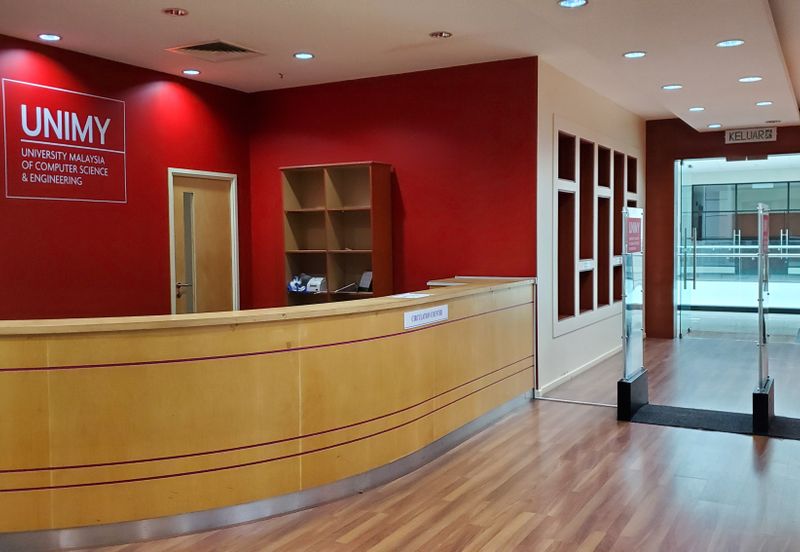 Ex-University College Complex at Cyber 4 Cyberjaya