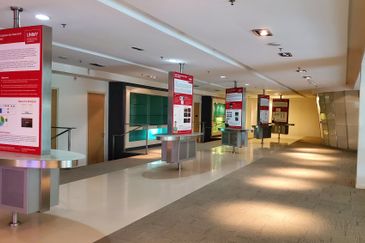 Ex-University College Complex at Cyber 4 Cyberjaya