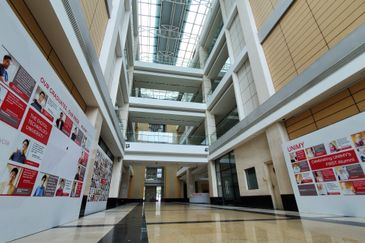 Ex-University College Complex at Cyber 4 Cyberjaya