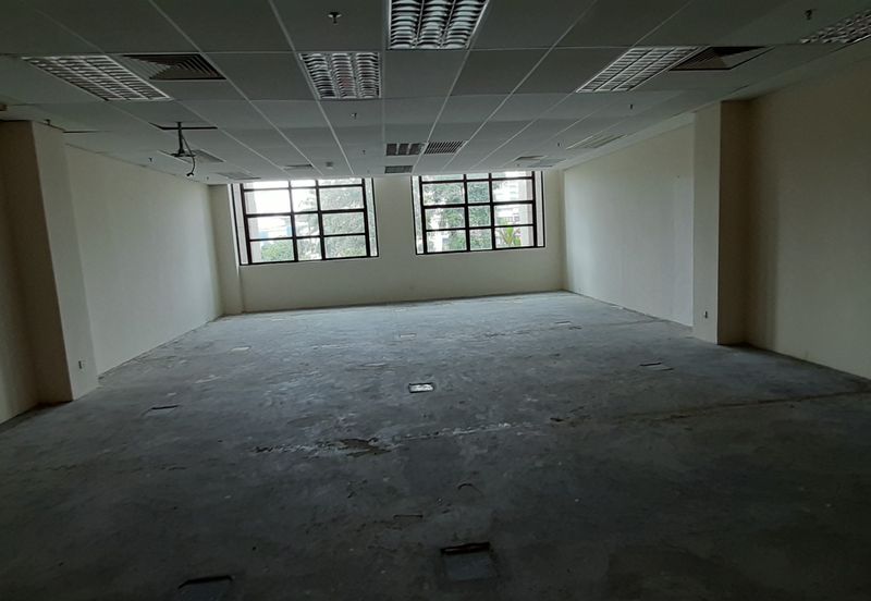 Cyberjaya En Bloc Office Complex for Rent