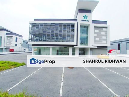 Huge 3 Storey Warehouse at Serenia City Industrial Park, Sepang. Next to Highways., Selangor, Sepang