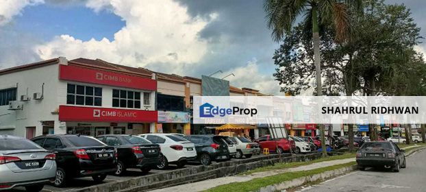 Bangi, Tenanted Double Storey End Lot Shop Lot, with Bank Tenant, Selangor, Bangi