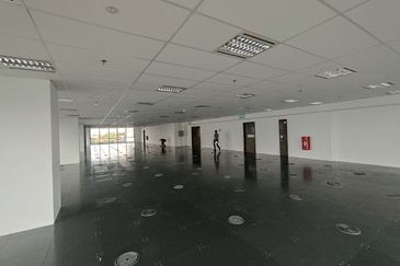 Mutiara Damansara Vacant Office Space, The Busteador