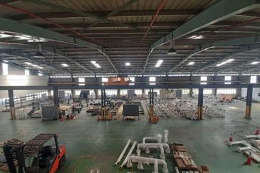 Kilang Shah Alam di Kawasan Perindustrian MIEL, Seksyen 23, Shah Alam