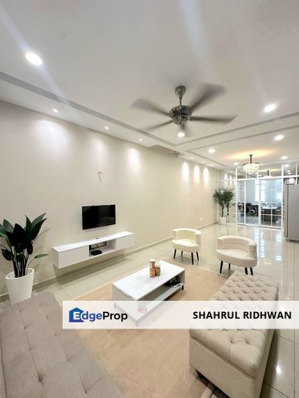 BEAUTIFULLY RENOVATED 3 STOREY TERRACE, BANGI AVENUE, Selangor, Bangi