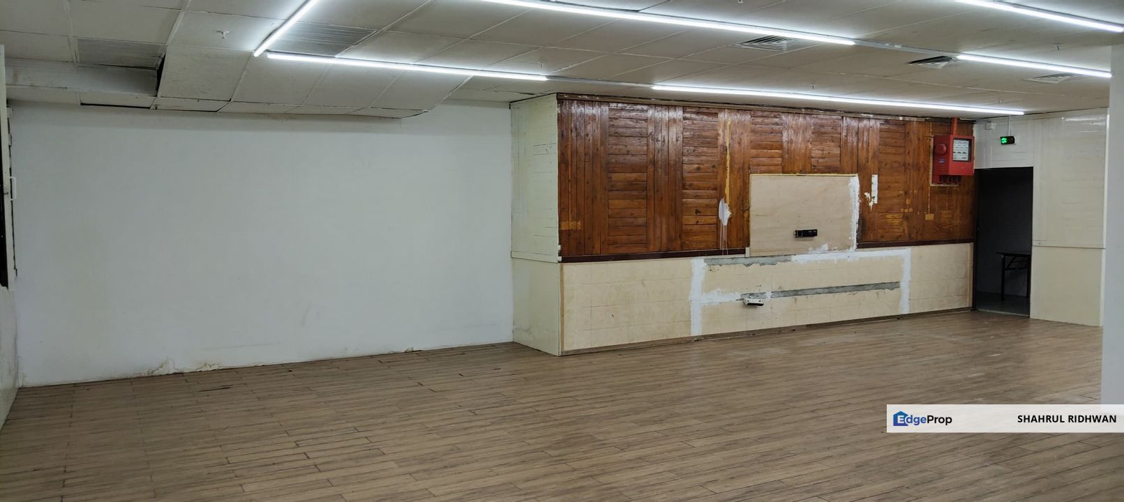 Prime Ground Floor F&B Retail Lot at Kompleks PKNS Bangi | Ready Kitchen, 3-Phase Power & Strategic Location, Selangor, Bangi