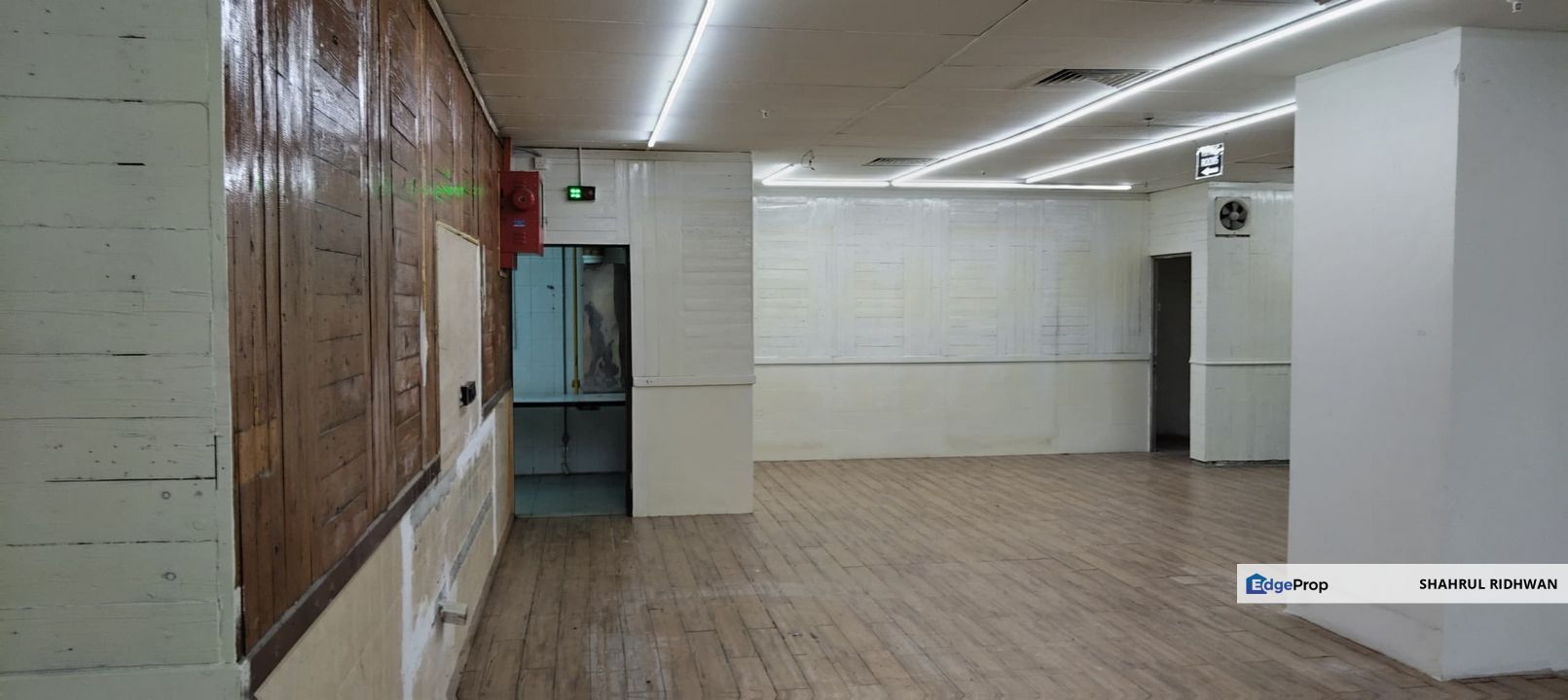 Prime Ground Floor F&B Retail Lot at Kompleks PKNS Bangi | Ready Kitchen, 3-Phase Power & Strategic Location, Selangor, Bangi