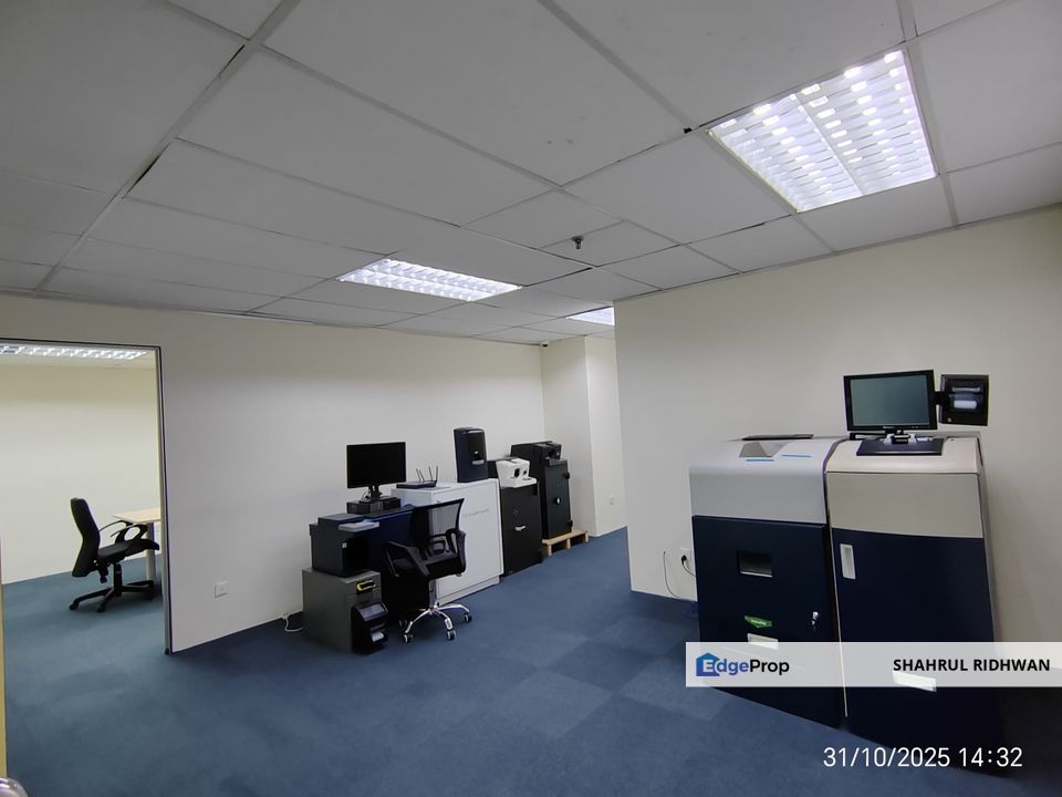 Partially Fitted Office for Rent at Menara Summit USJ | 1,857 sqft, Connected to Mall & Excellent Public Transport Access, Selangor, USJ