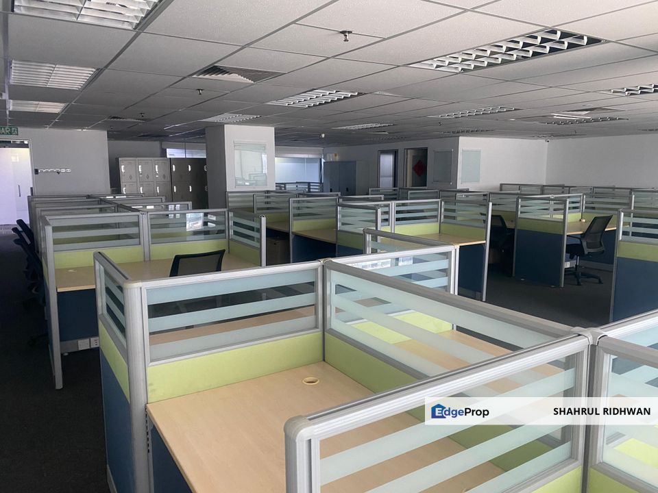 Fitted unit - Walking Distance to LRT Office Space for rent at Menara Summit, USJ 1, Subang Jaya., Selangor, USJ