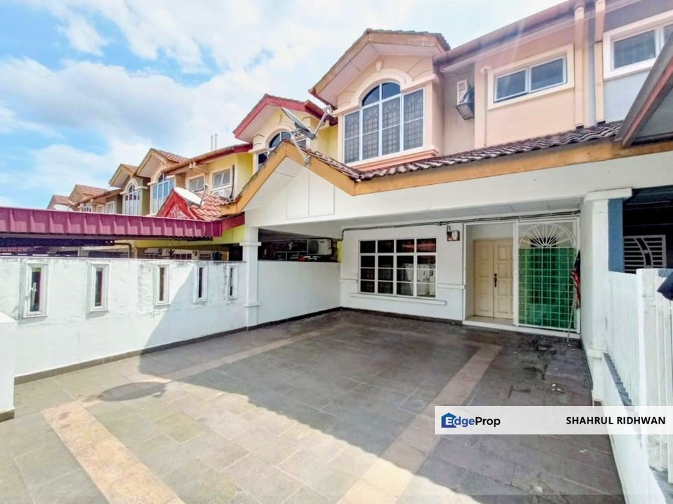 Double Storey Terrace House @ TPS 3/3, Taman Pelangi Semenyih , Selangor, Semenyih