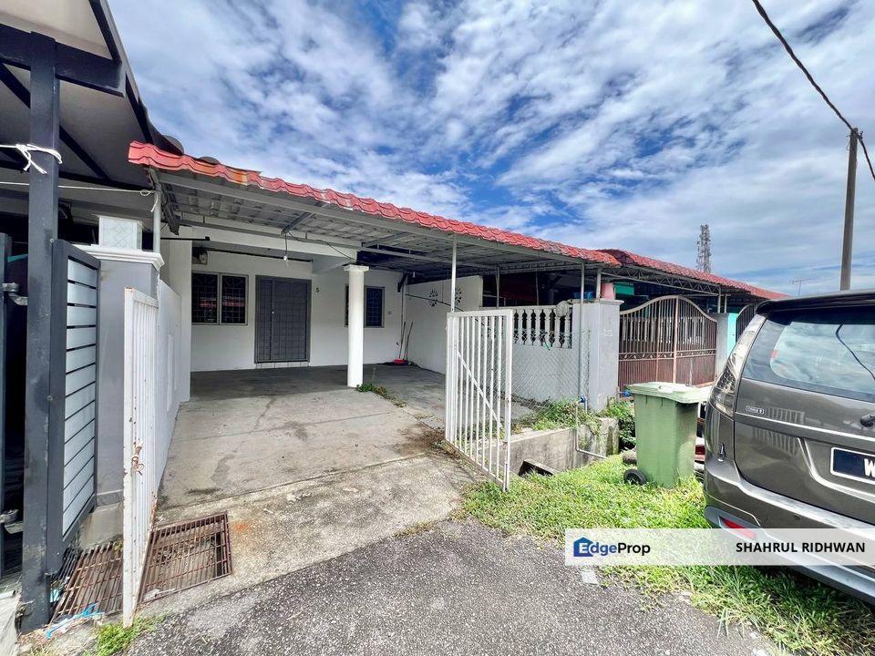 Teres 1 Tingkat di Bandar Tasik Kesuma Fasa 7, Semenyih, Selangor, Semenyih