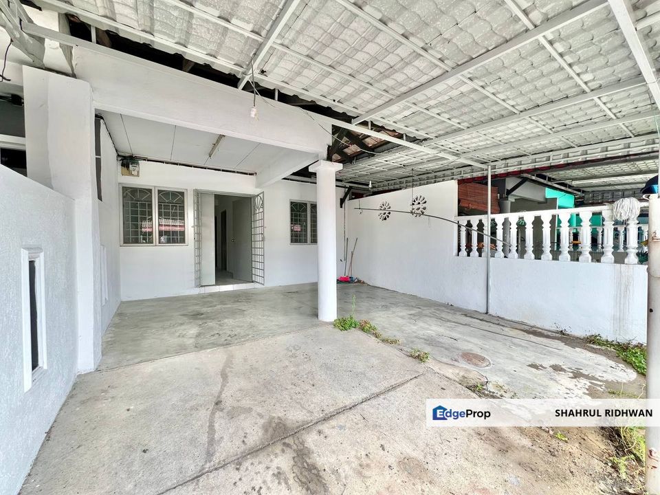 Teres 1 Tingkat di Bandar Tasik Kesuma Fasa 7, Semenyih, Selangor, Semenyih