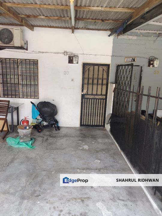 Rumah Teres Low Cost 2 Tingkat Dijual Taman Mawar Kuala Lumpur, Kuala Lumpur, Ampang