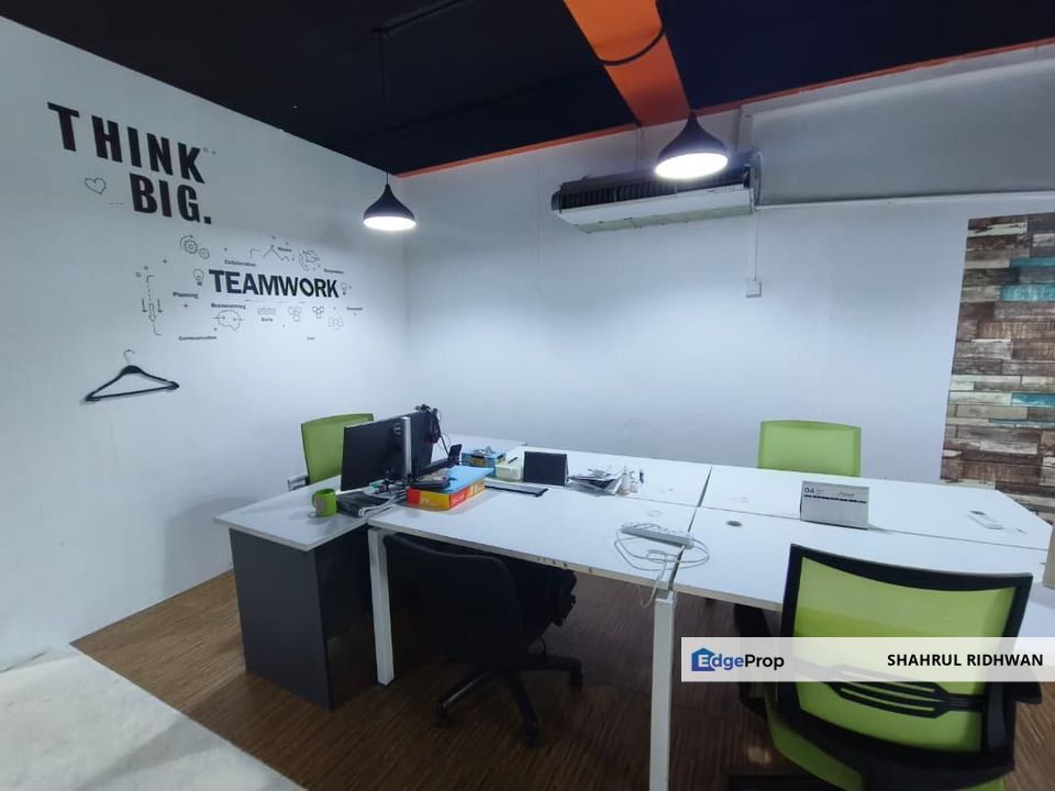 Fully Furnished Office for Rent at Kenwingston Square Garden, Cyberjaya, Move-In Ready, Selangor, Cyberjaya
