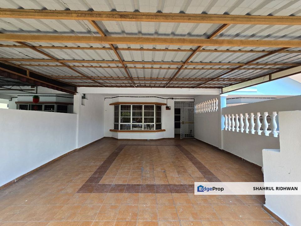 Facing Open View 2-Storey Terrace House for Sale at Jalan Desa Mewah, Semenyih, Selangor, Semenyih