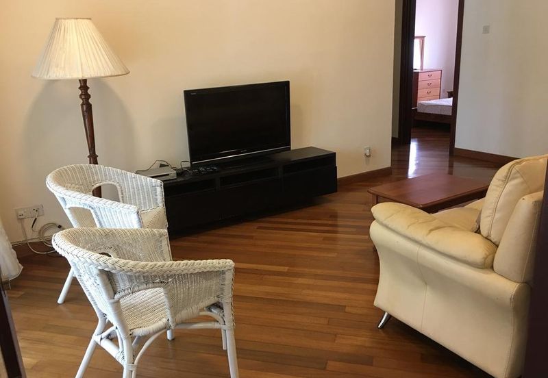 Fully Furnished Bungalow Mutiara Damansara pool