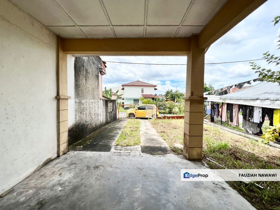 Double Storey Taman Kemboja Bukit Sentosa Rawang for Sale @RM300,000 By ...