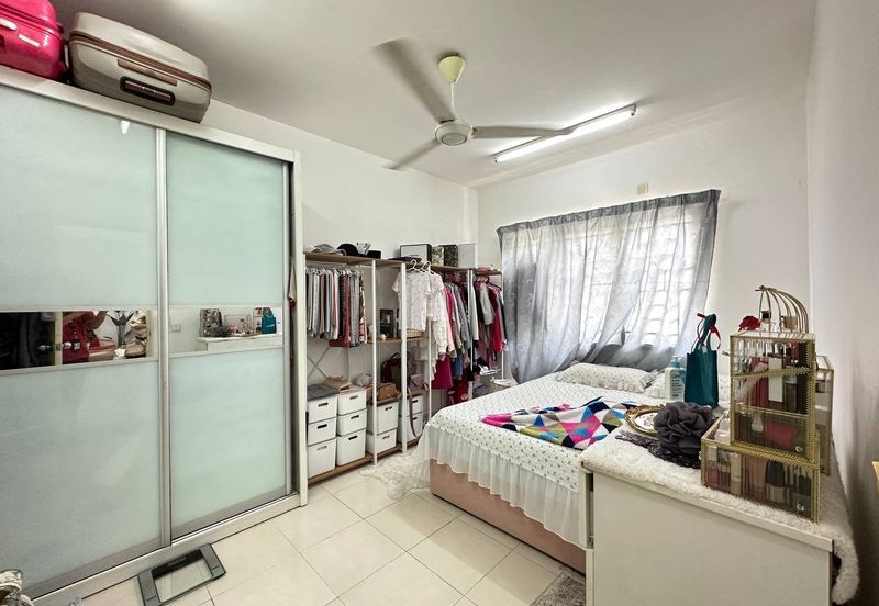 Seri Baiduri Apartments @ Setia Alam