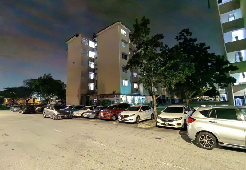 Flat PKNS, Seksyen 7