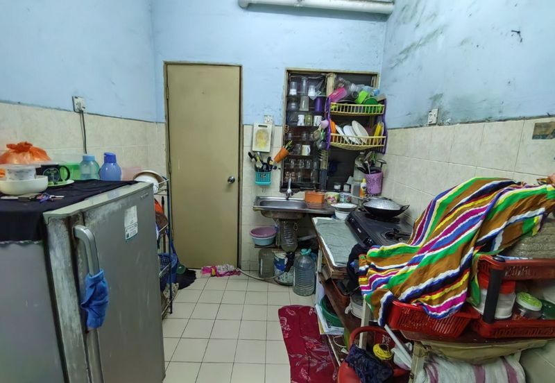 Flat PKNS, Seksyen 7