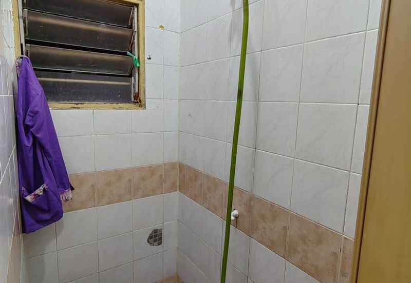 Flat PKNS, Seksyen 7