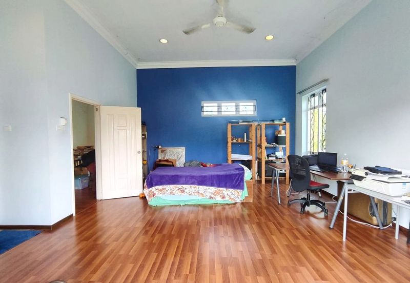 Seksyen 6 @ Bandar Bukit Mahkota