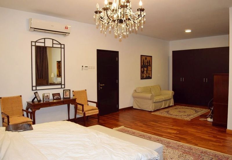 Perdana Lakeview East