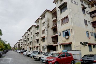 Apartment Daisy, Taman Subang Perdana