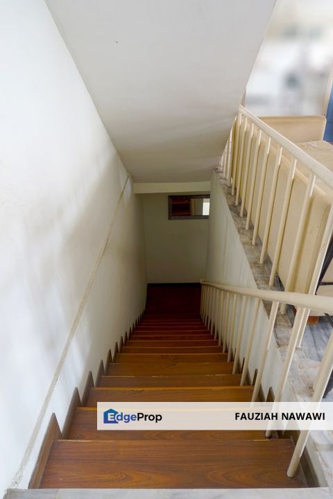 DESA ALPHA TAMAN RAINBOW KUALA LUMPUR UPPER UNIT TOWNHOUSE FOR SALE FREEHOLD, Kuala Lumpur, Jalan Ipoh