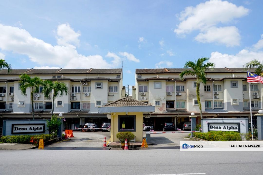 DESA ALPHA TAMAN RAINBOW KUALA LUMPUR UPPER UNIT TOWNHOUSE FOR SALE FREEHOLD, Kuala Lumpur, Jalan Ipoh