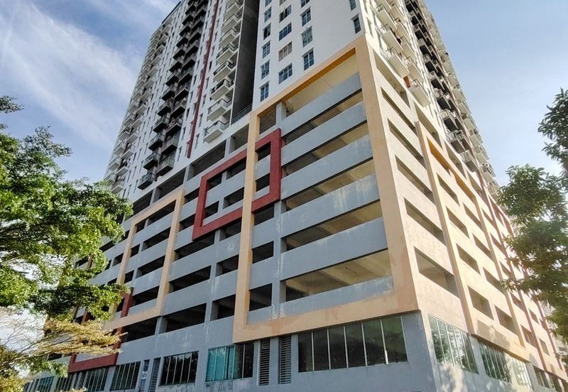 Ascotte Boulevard Condominium