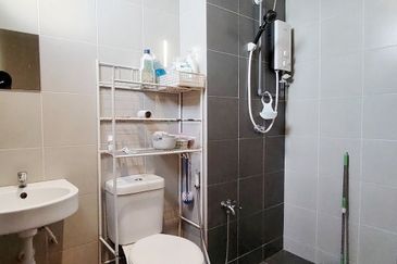 Ascotte Boulevard Condominium