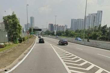 Pantai Dalam Kampung Kerinchi